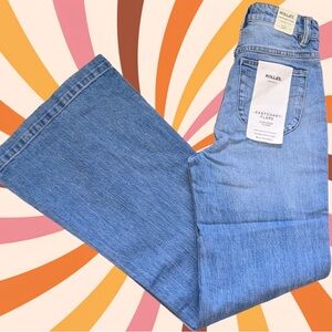 Rolla's East Coast Flare Jeans (Karen Blue, size 26)